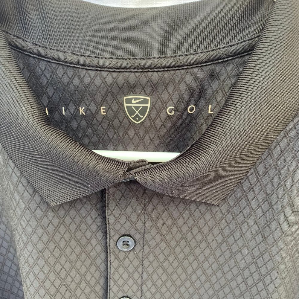 Black Nike golf